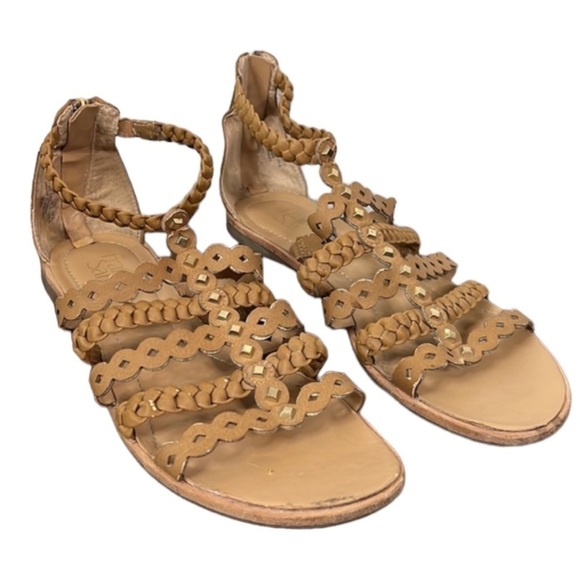 Franco Sarto Beryl Tan Gladiator Studded Flat Sandals Size 8.5 - Picture 1 of 8